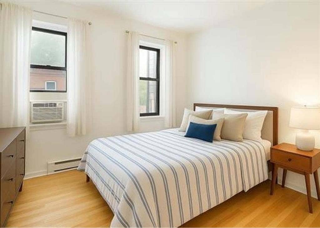 Fully furnished 1 bed, 1 bath