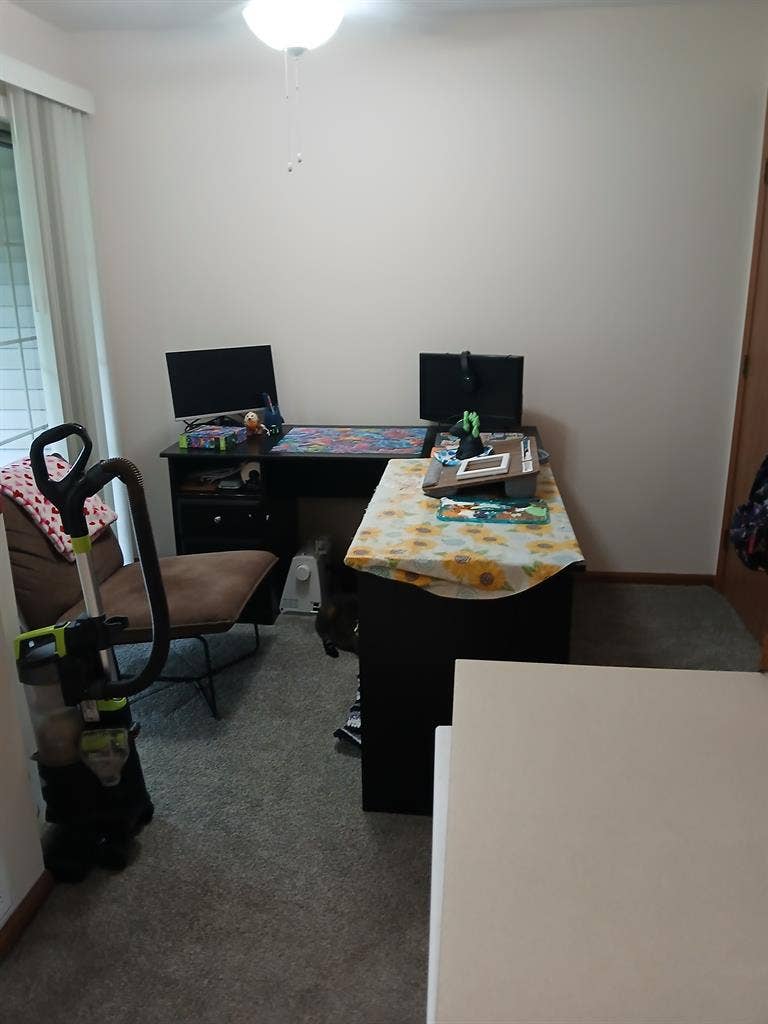Looking for roommate to share space