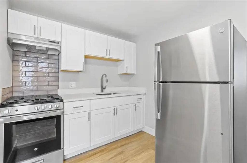 Fully Furnished 1 bed, 1 bath