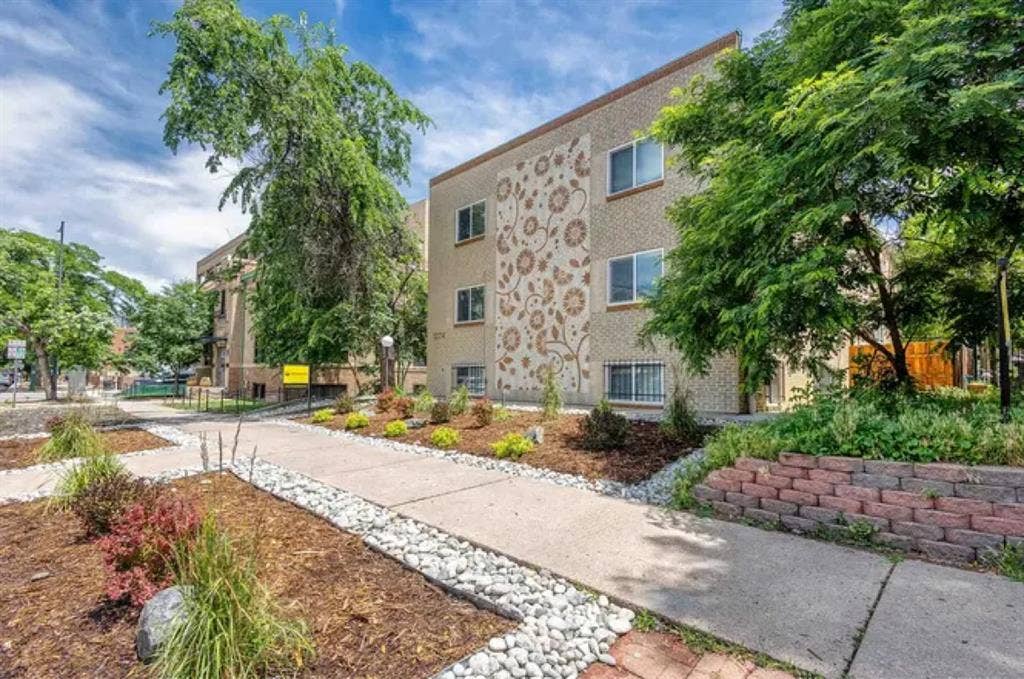 Fully Furnished 1 bed, 1 bath