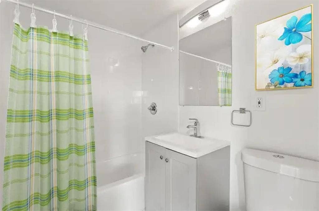 Fully Furnished 1 bed, 1 bath