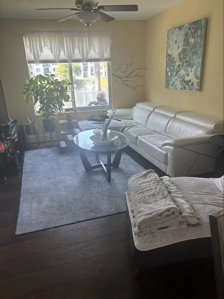 Sunny large room for rent