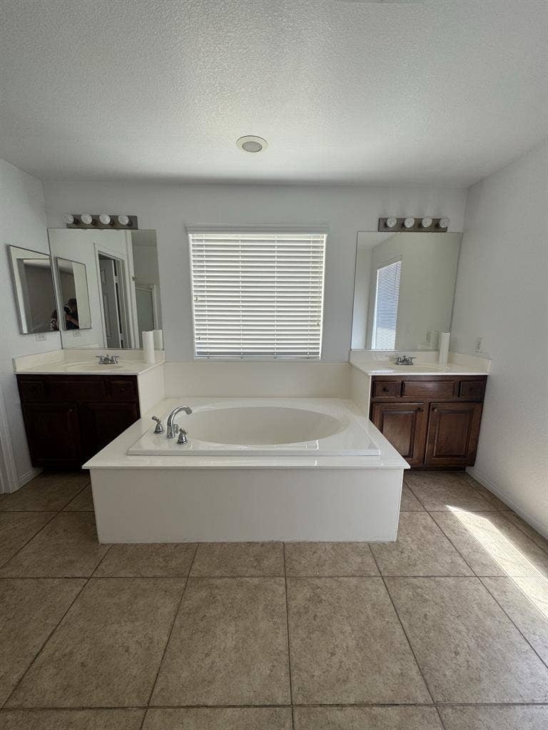 Southwest Home needing tenants
