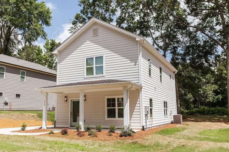 4br Home for Rent ~1milefrom Campus