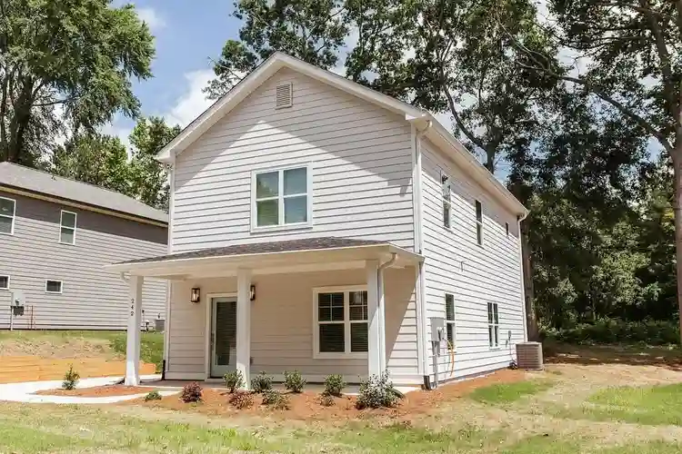 4br Home for Rent ~1milefrom Campus