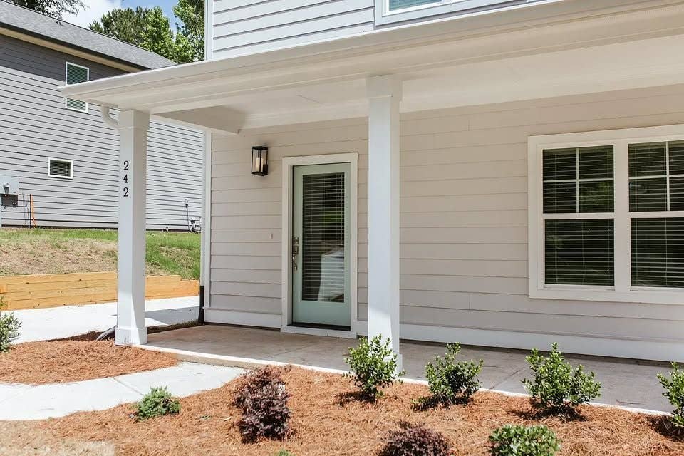 4br Home for Rent ~1milefrom Campus