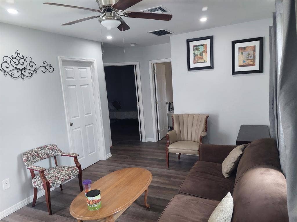 Room for rent with utilities