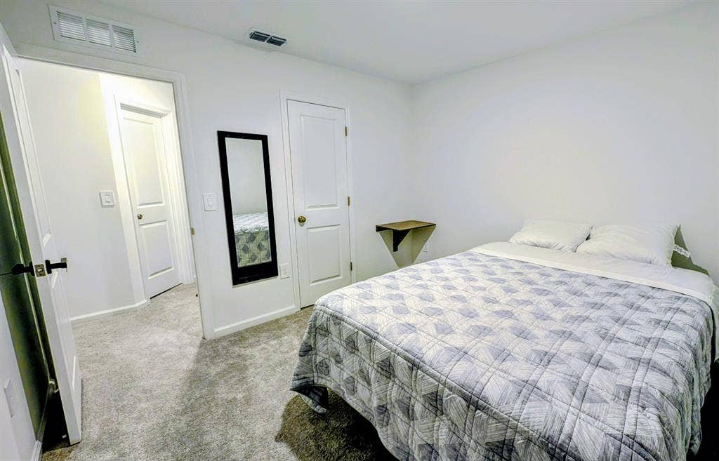 Private Room in Brand New Home