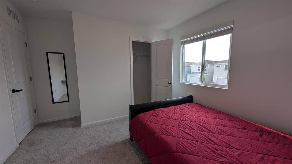 2 Private Room in Brand New Home