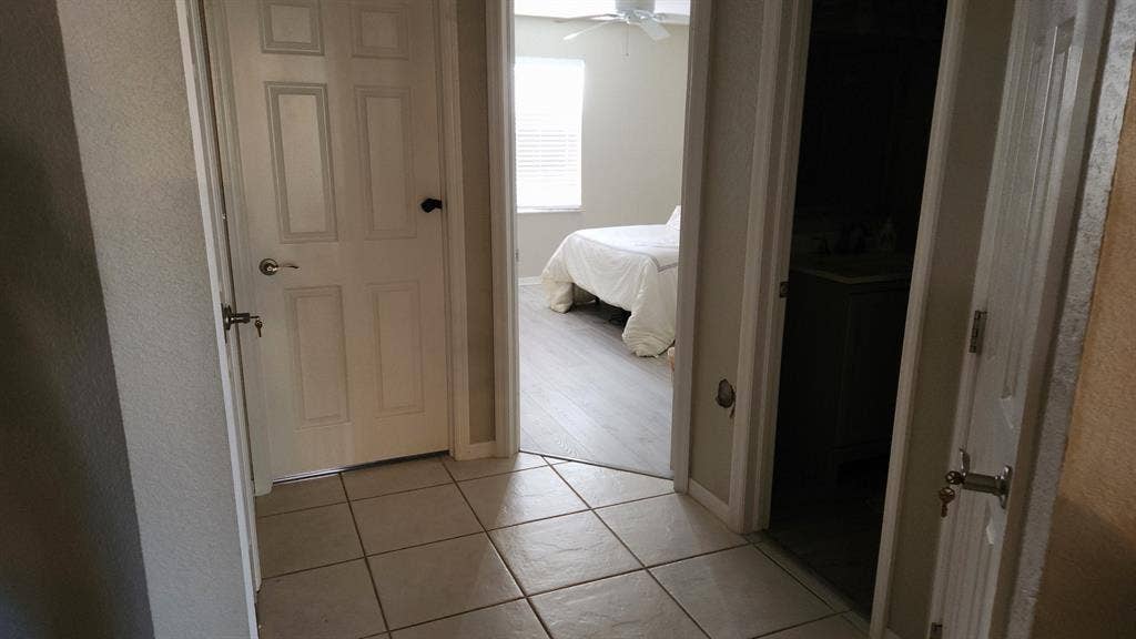 Room for Rent Naples, byPine Ridge