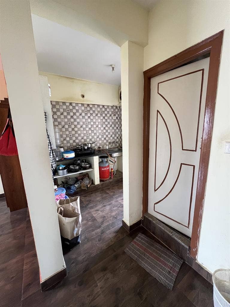 Looking for flatmate