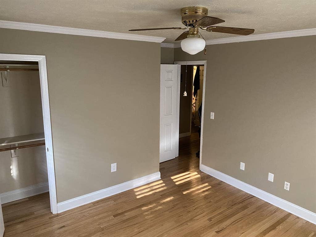 Private room/bathroom - Woodstock