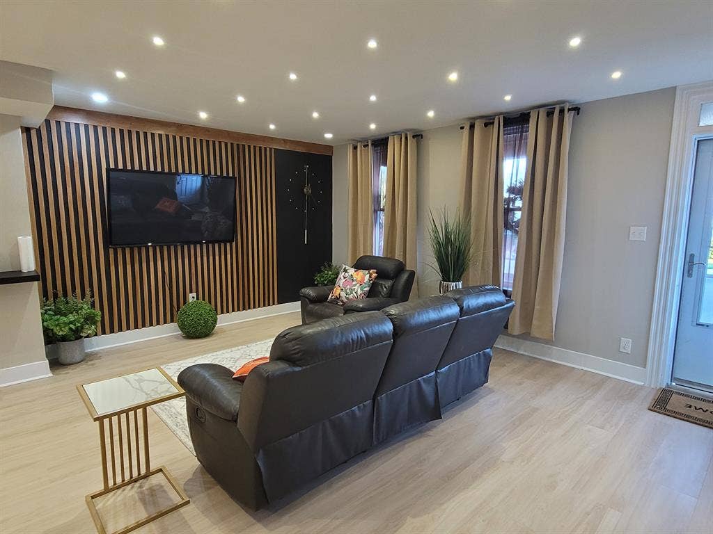 4 Rooms For Rent in a Modern Home