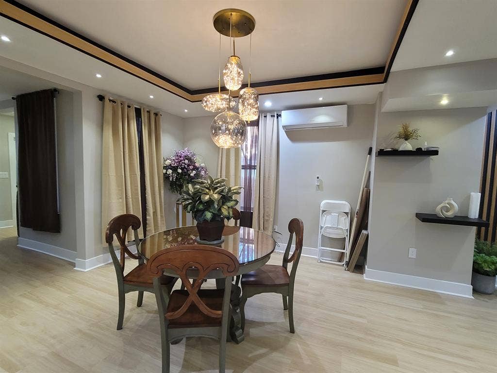 4 Rooms For Rent in a Modern Home