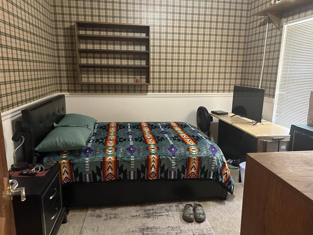 Great room in a nice house