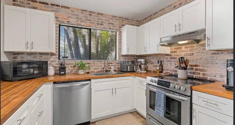Cozy Room and Home in Boynton Beach