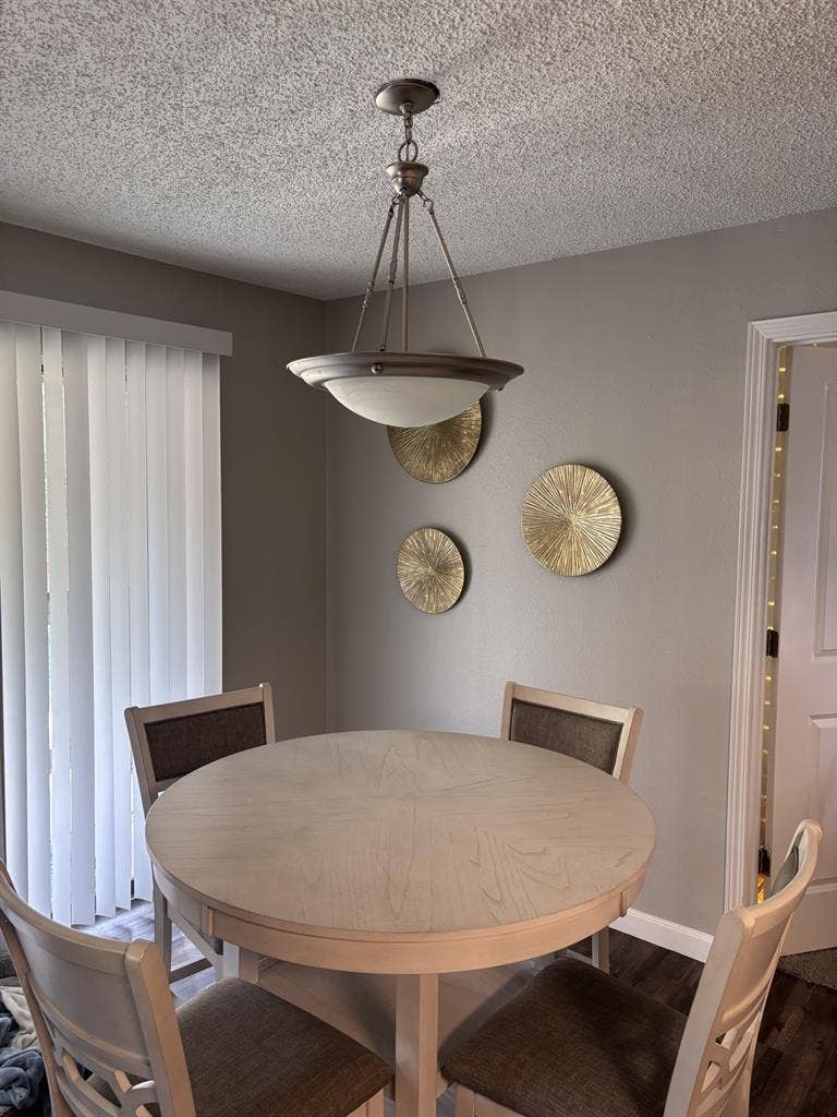 Roommate Needed