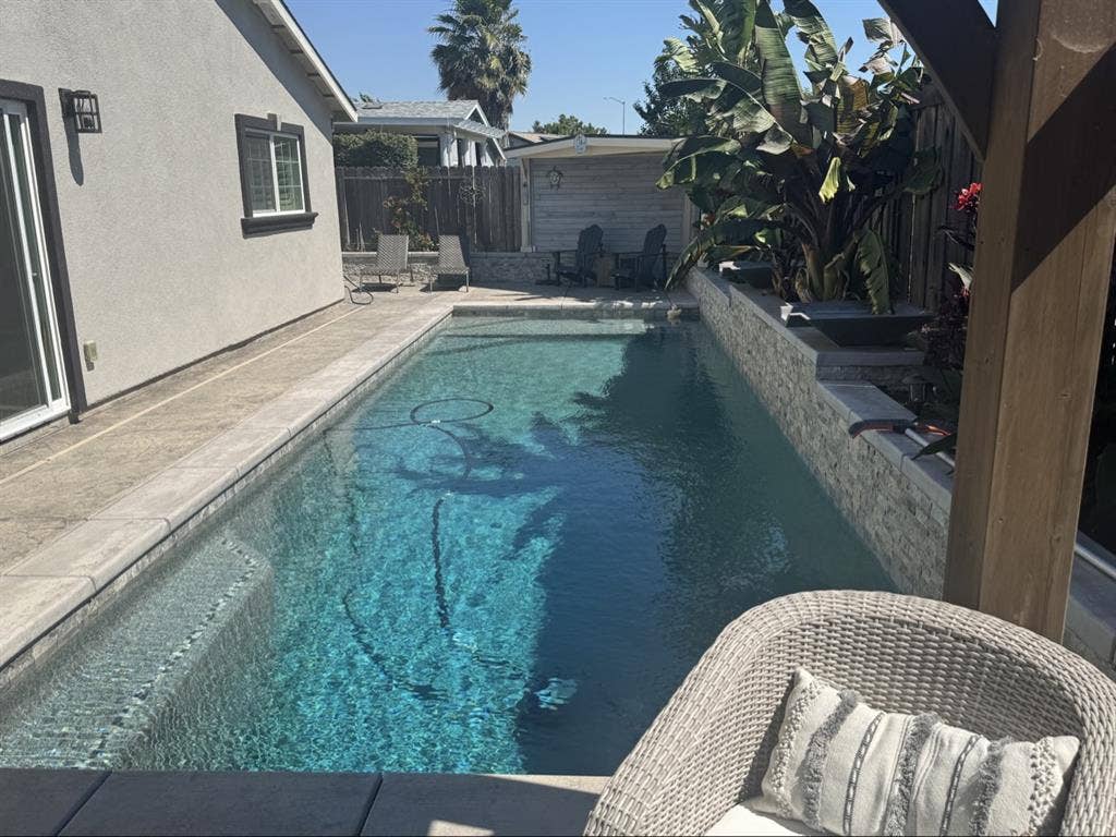 Beautiful Mstr Suite/Resort Style