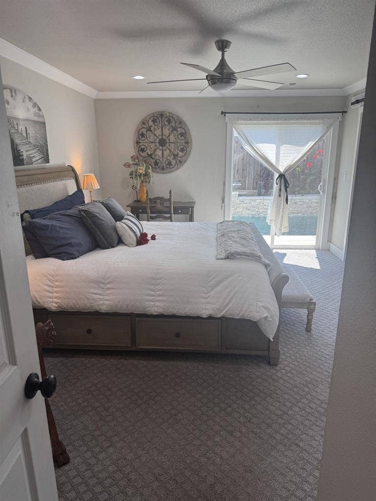 Beautiful Mstr Suite/Resort Style