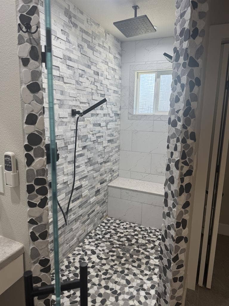 Beautiful Mstr Suite/Resort Style