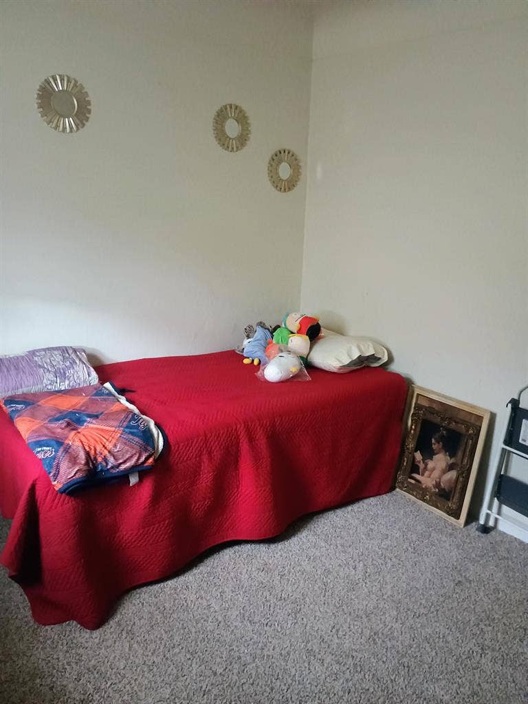 No drama house have one extra room