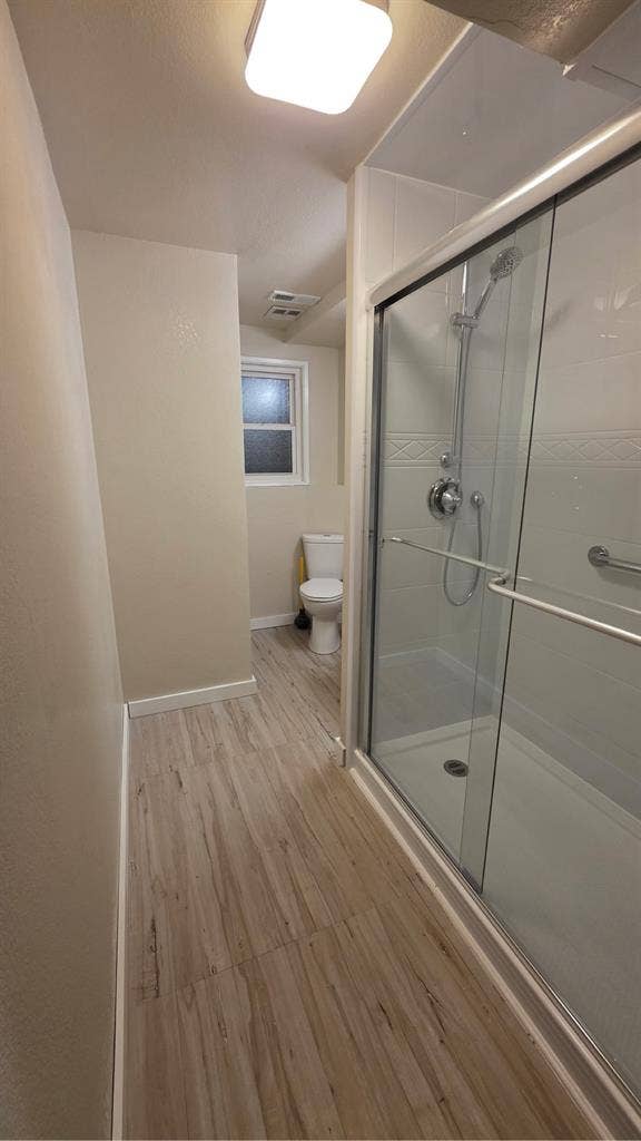 Room for rent northside of Spokane