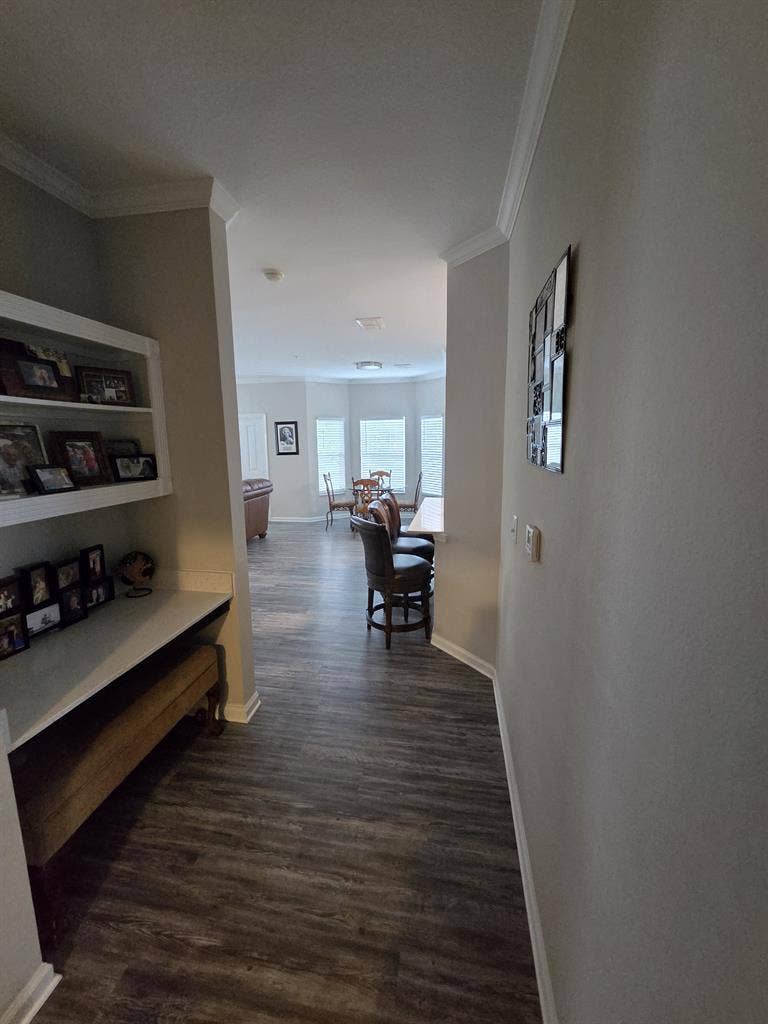 3br 2 bath apartment home to share
