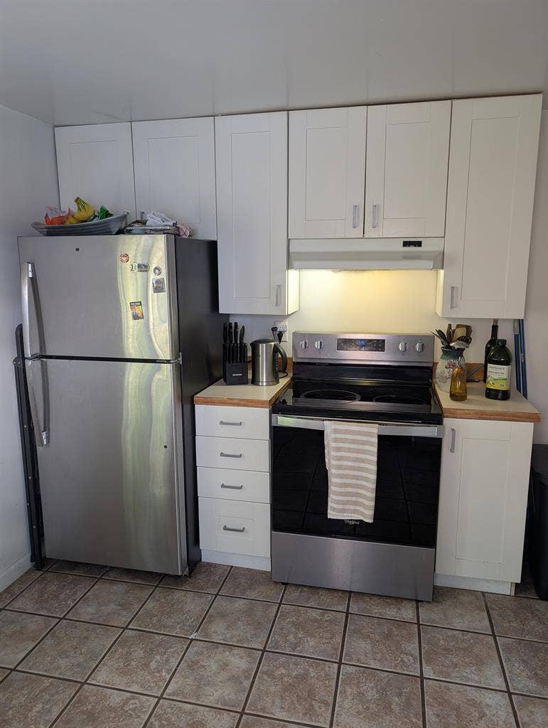 2 rooms available in Greenwood!