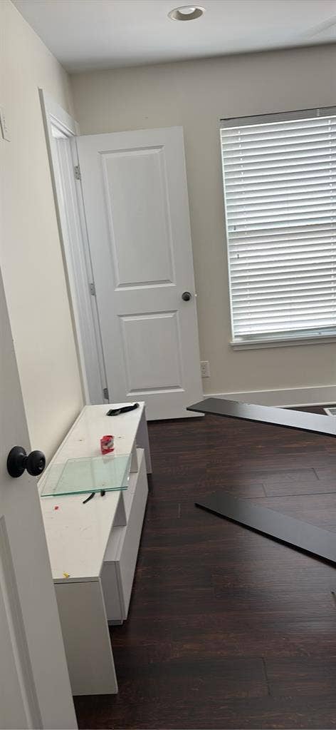 Looking for a responsible roommate