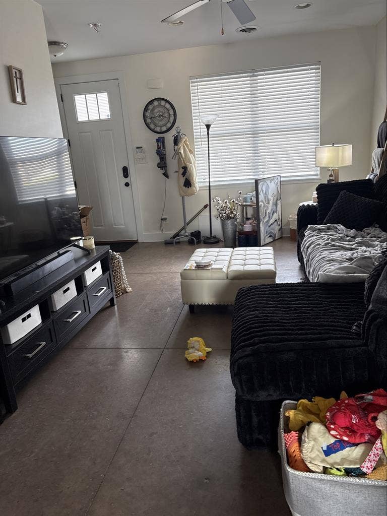 Looking for a responsible roommate