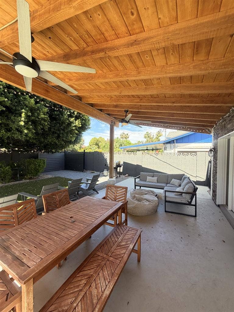 Looking for 1-2 Roommates