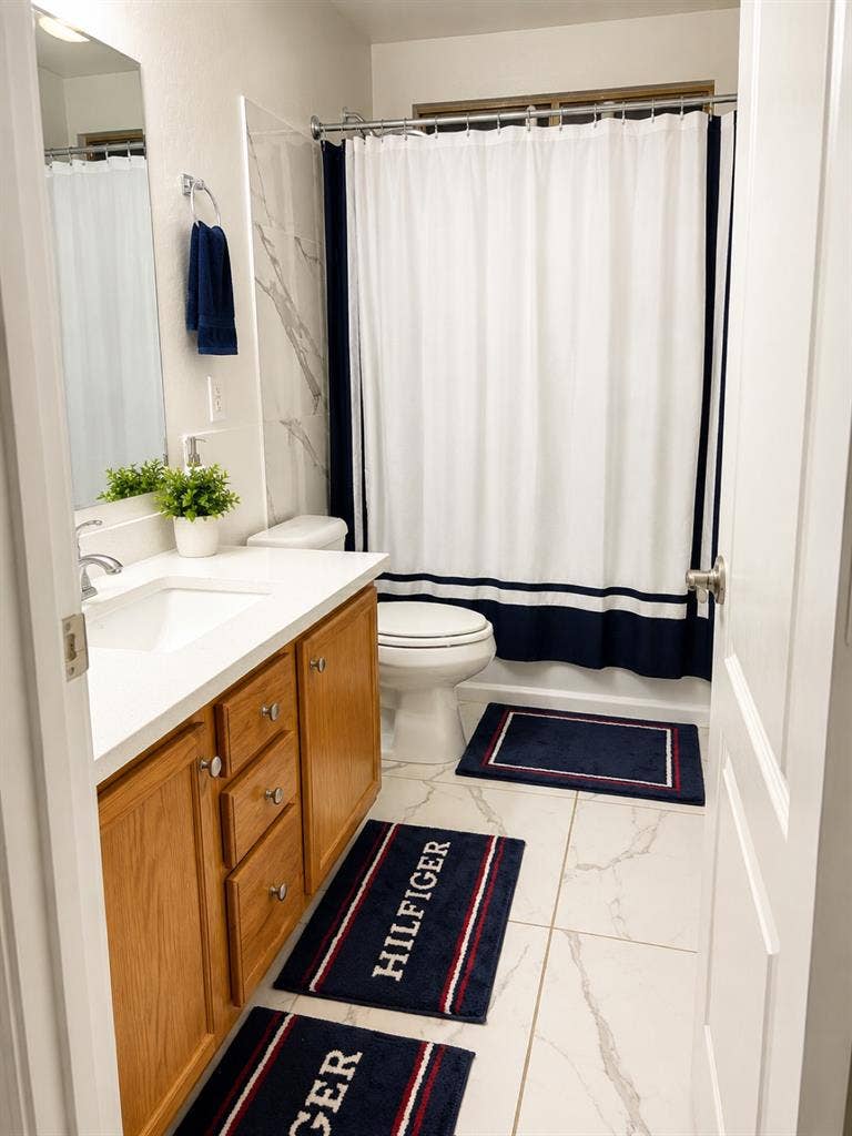 2 Rooms for Rent - North Peoria
