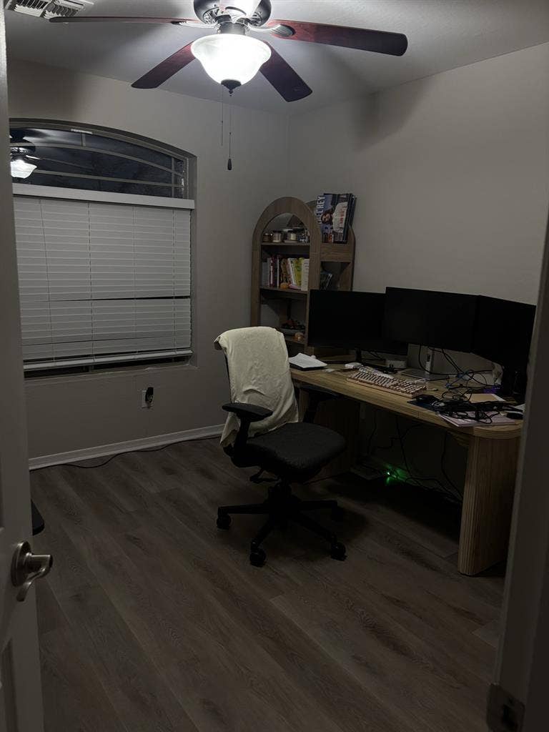 2 Rooms for Rent - North Peoria