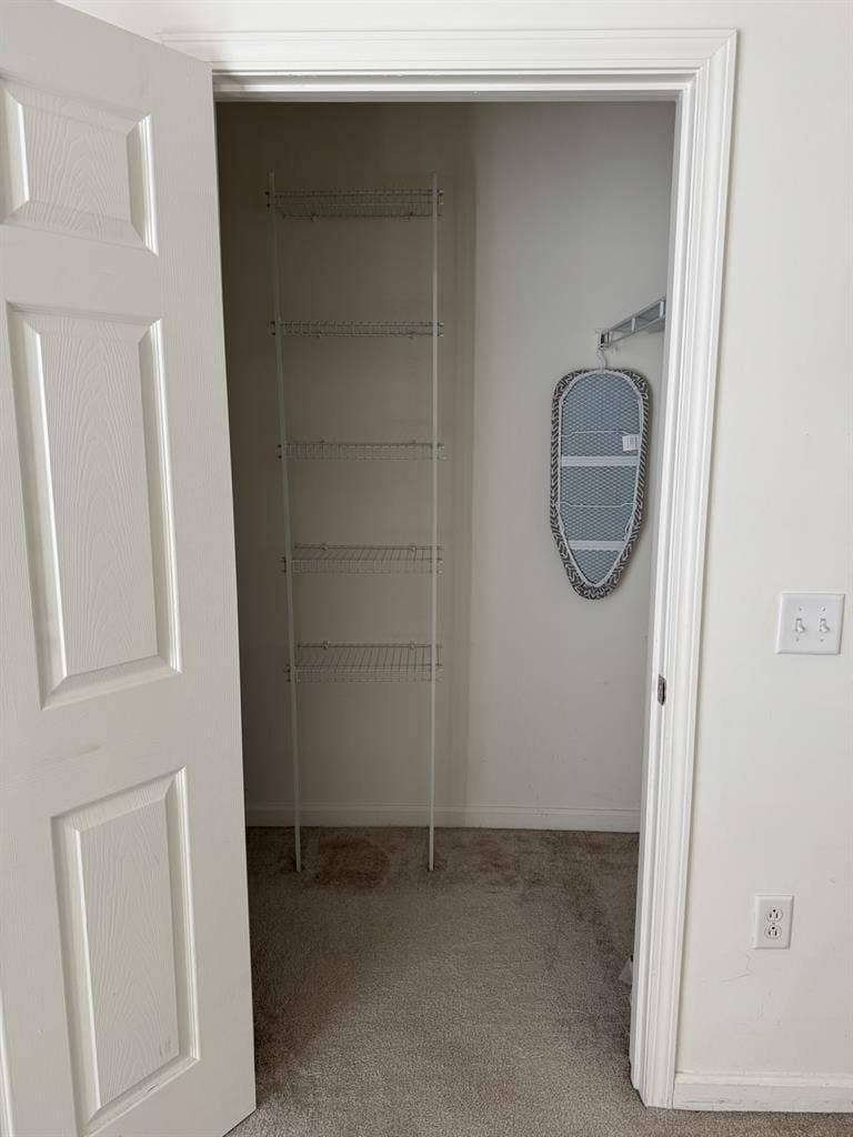 Private room in Norwalk