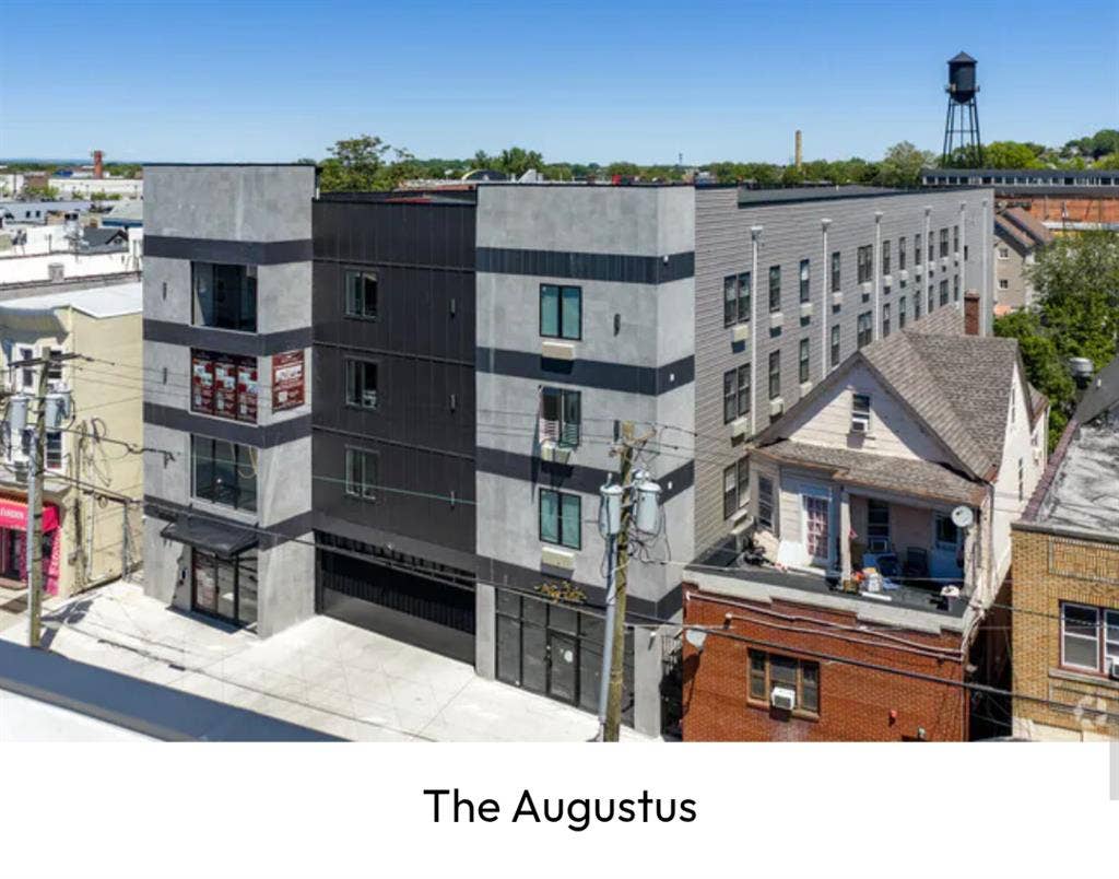 An apartment on the edge of Clifton