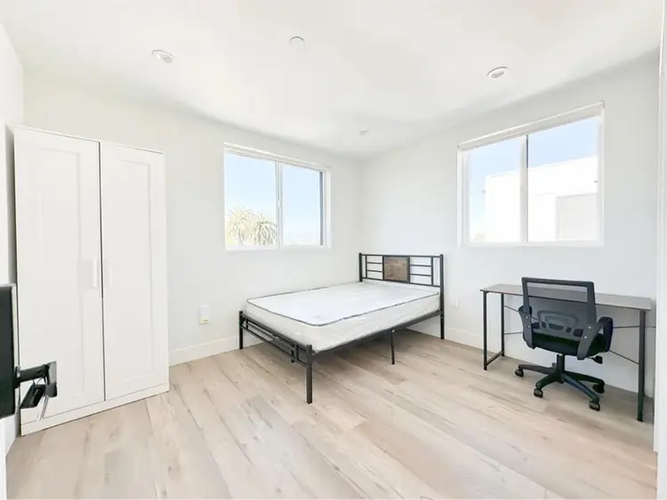 Private Room + Bath | Near USC