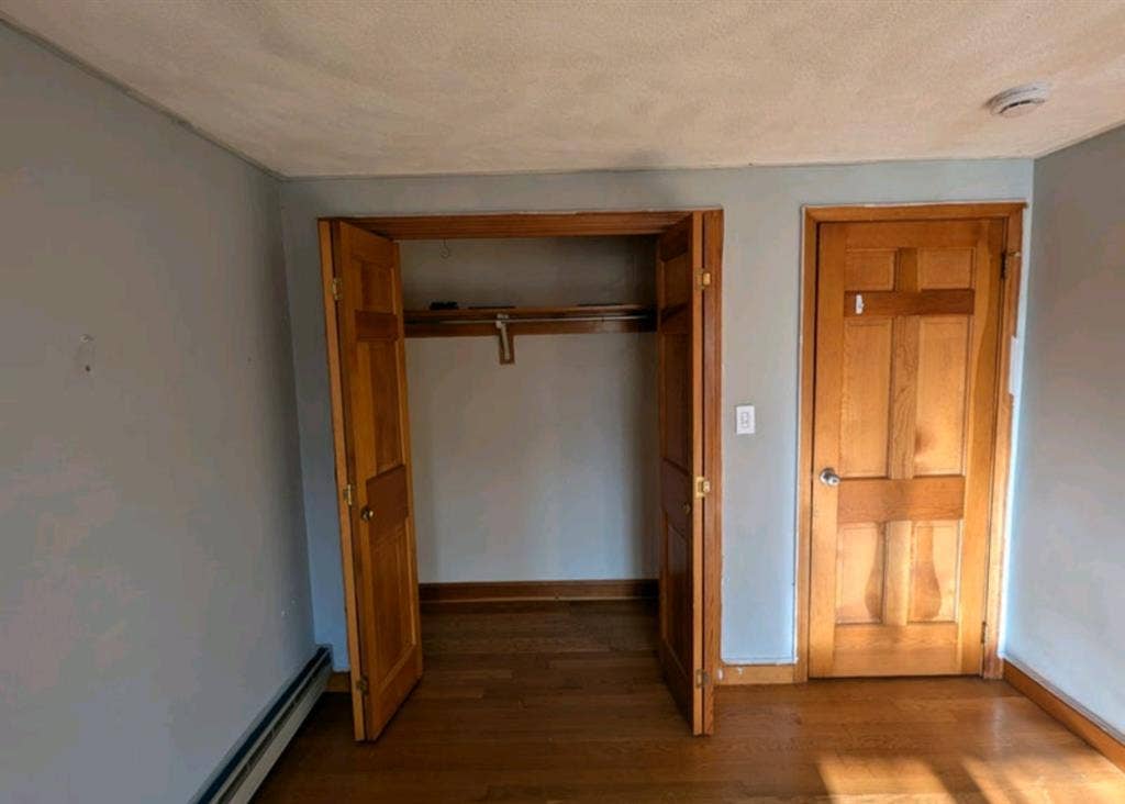 Large bedroom