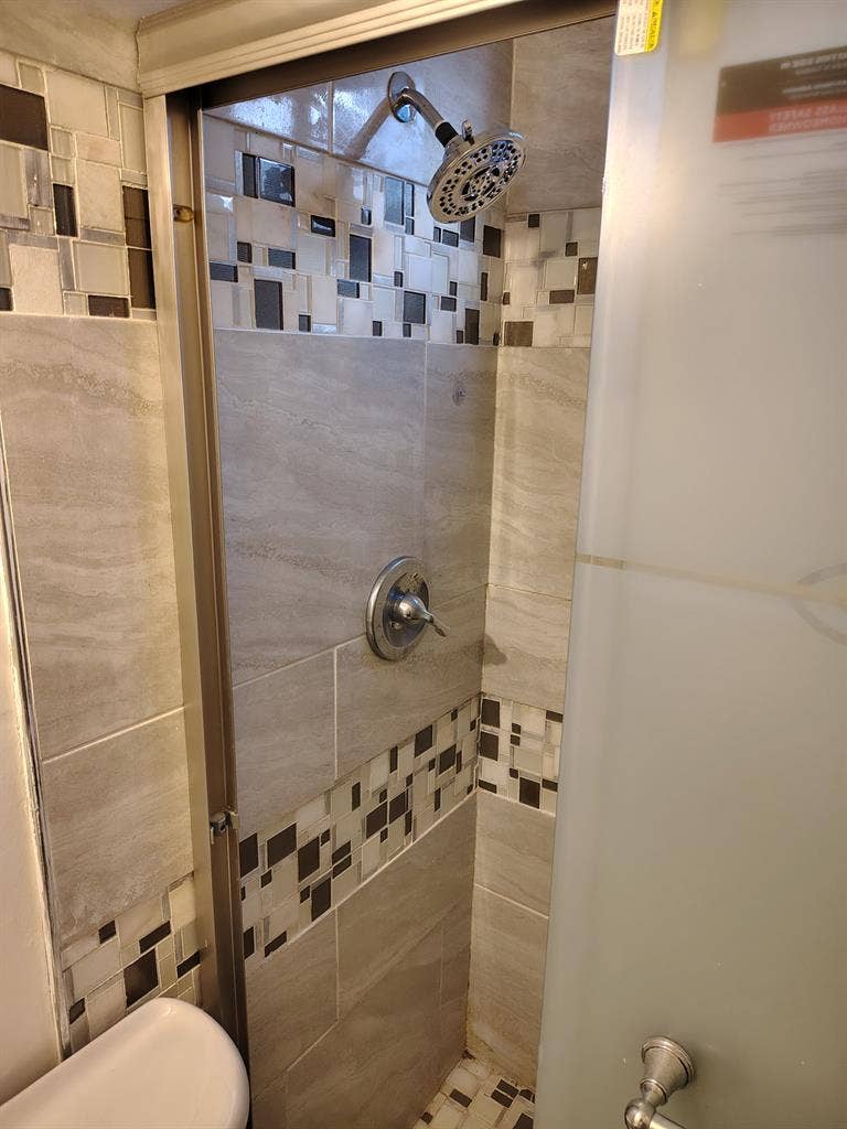 Furnished room in Lakewood
