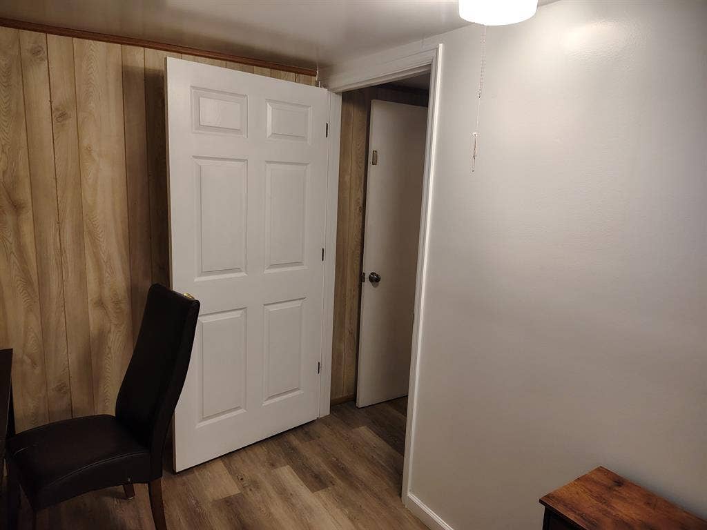 Furnished room in Lakewood