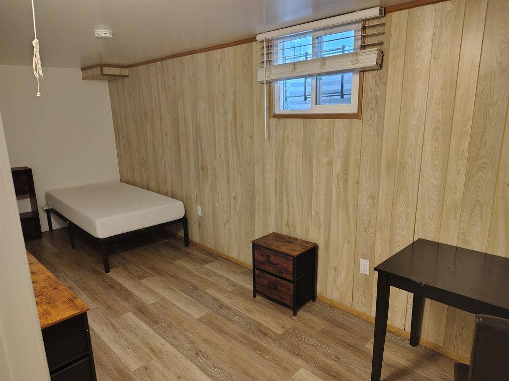 Furnished room in Lakewood