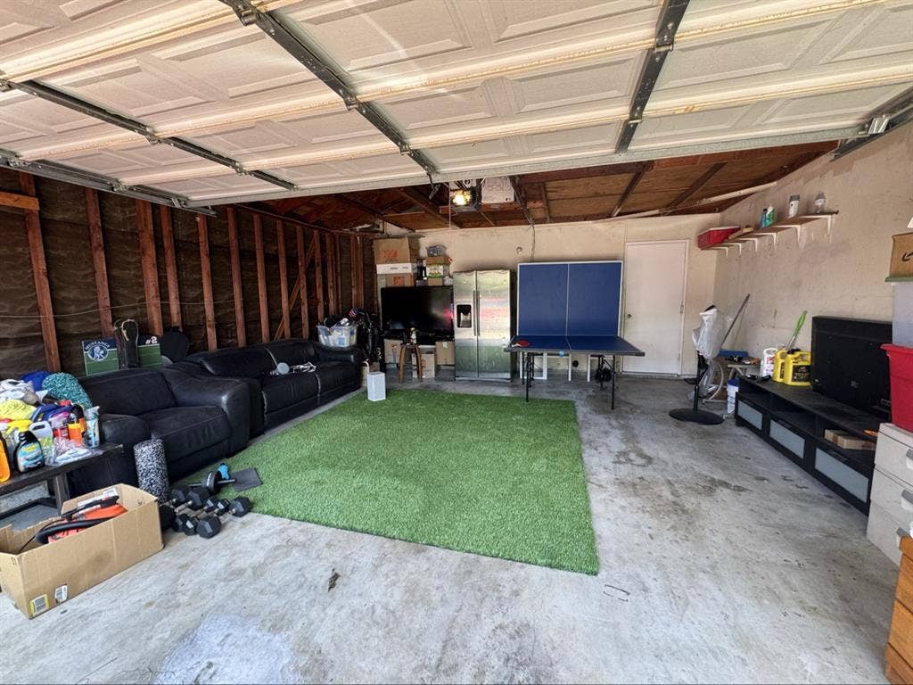 1 bed available in 4 bed home