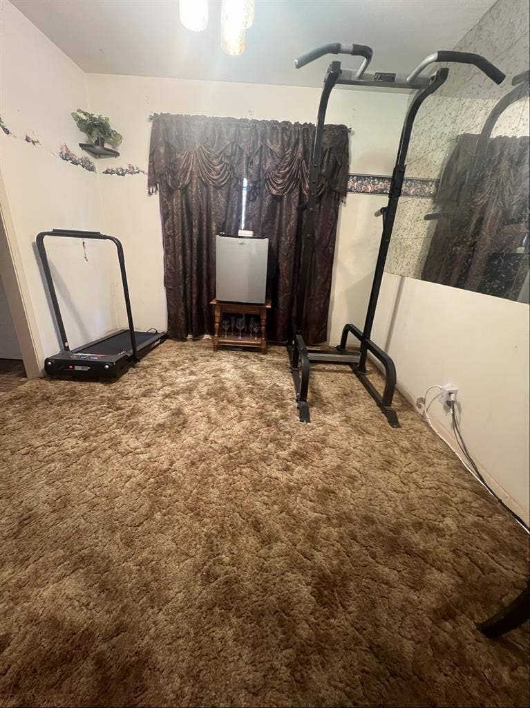 Private lockable bedroom/bath