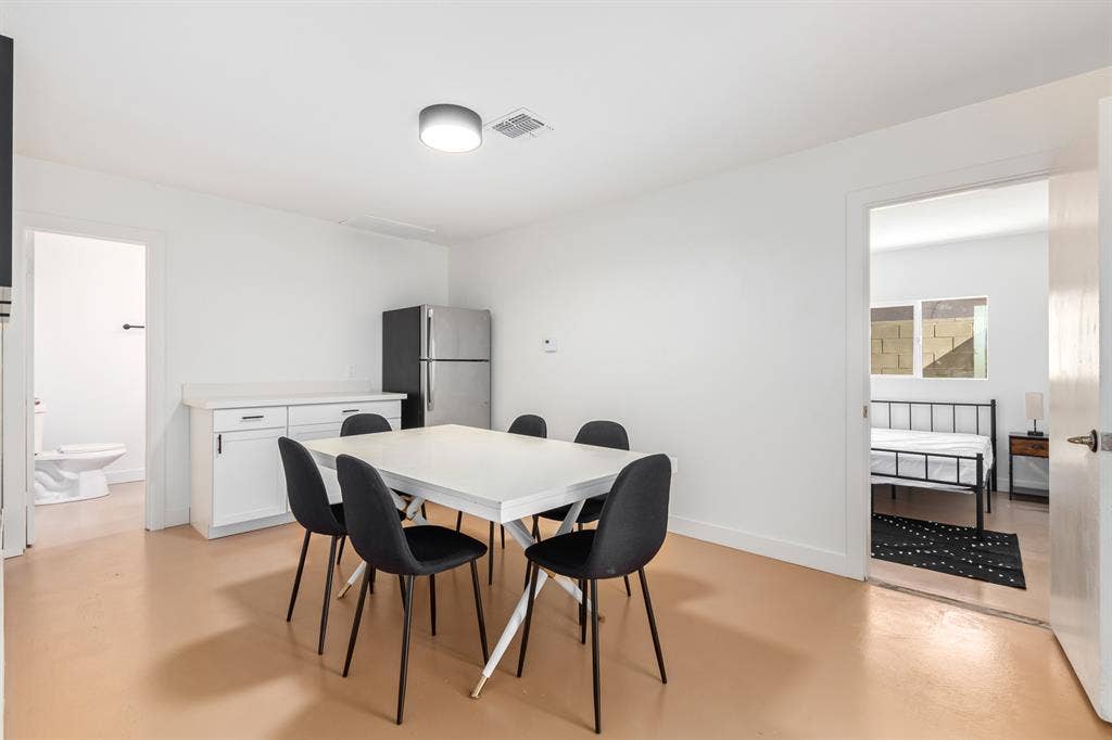 PRIVATE FURNISHED ROOM – $680/MONTH