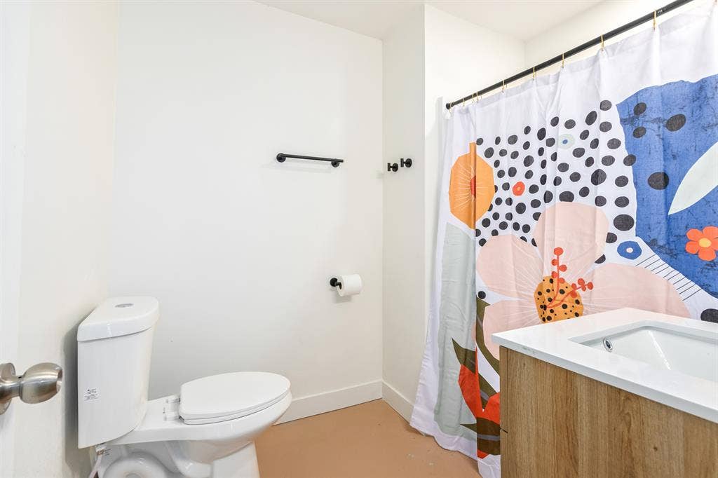 PRIVATE FURNISHED ROOM – $680/MONTH