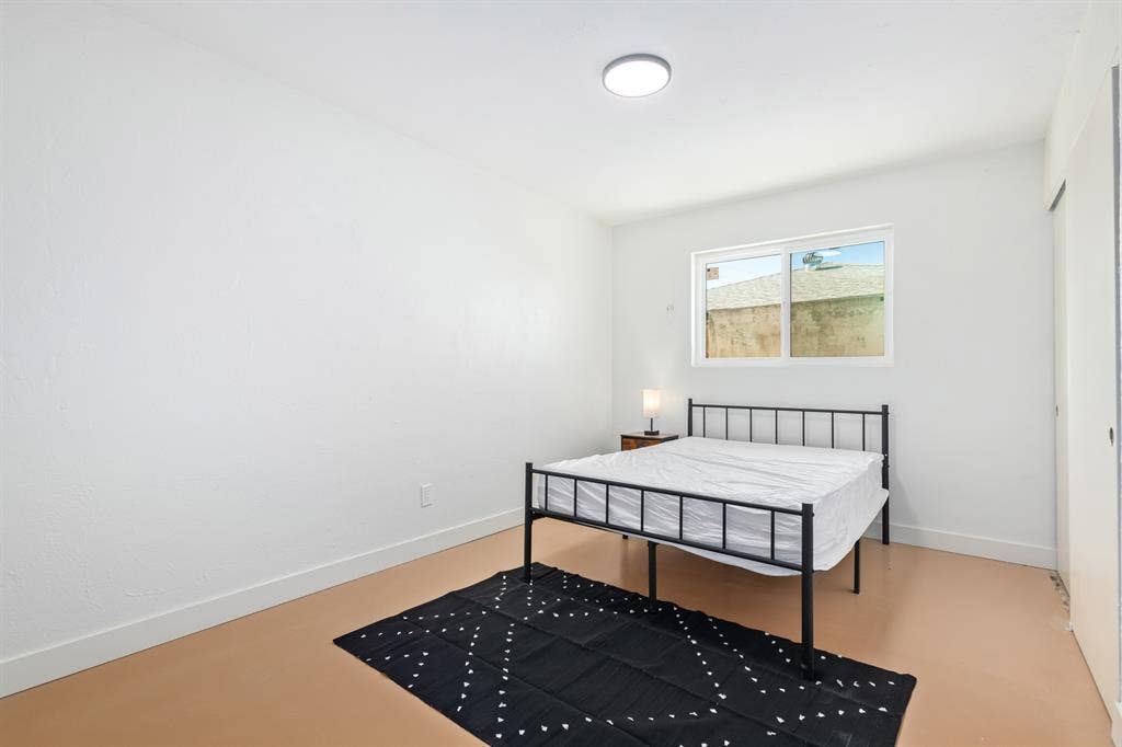 PRIVATE FURNISHED ROOM – $680/MONTH