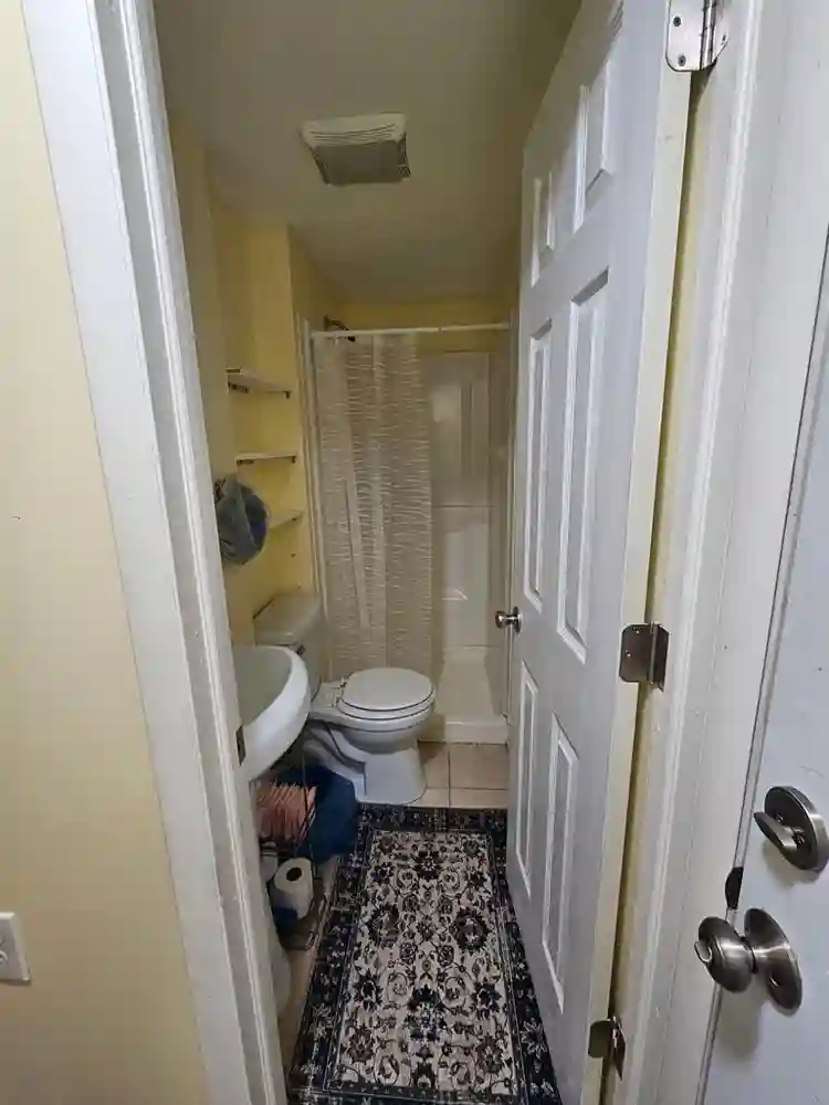 Fully furnished female private room