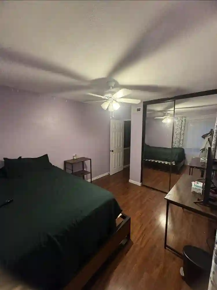 Furnished room available now!