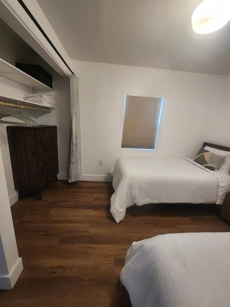 Shared room in Beautiful home.