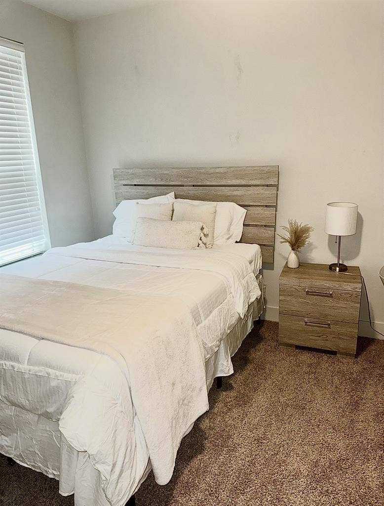 Private furnished quiet room & bath