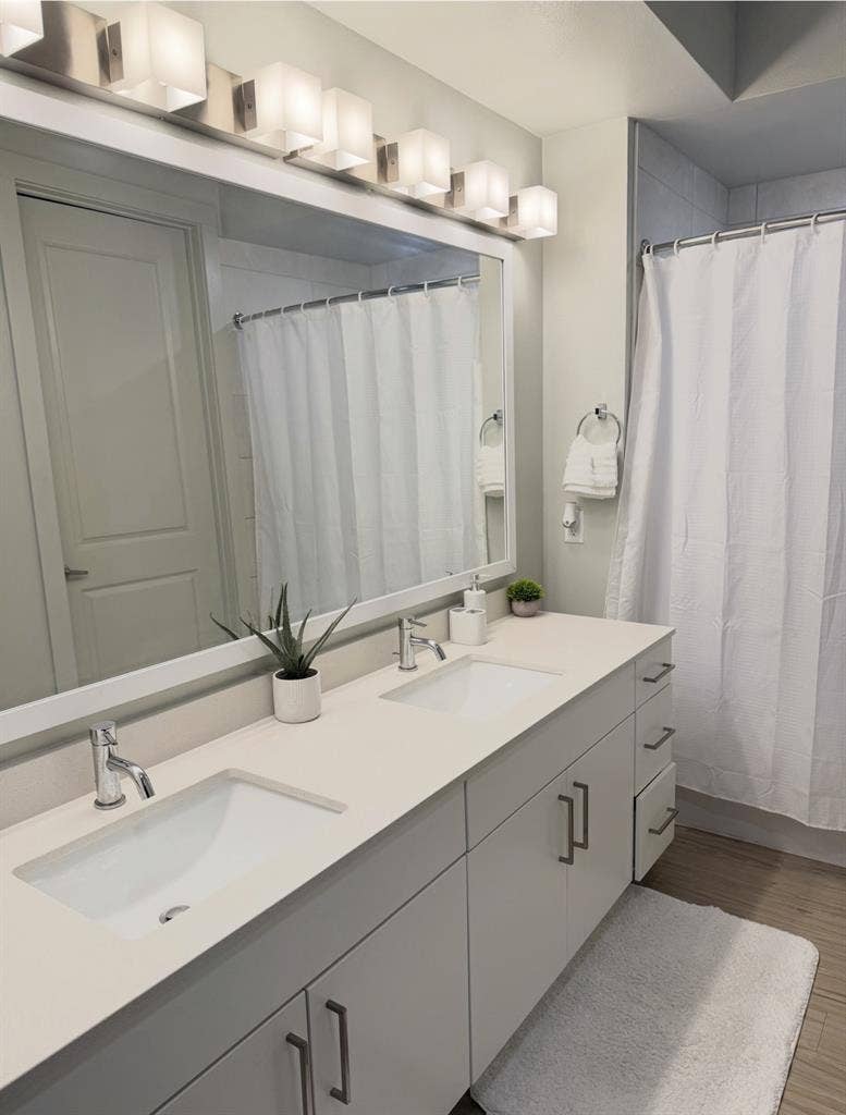 Private furnished quiet room & bath